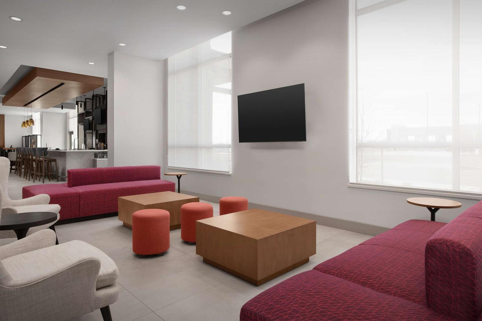 Hilton Garden Airport Tower Road Hotel