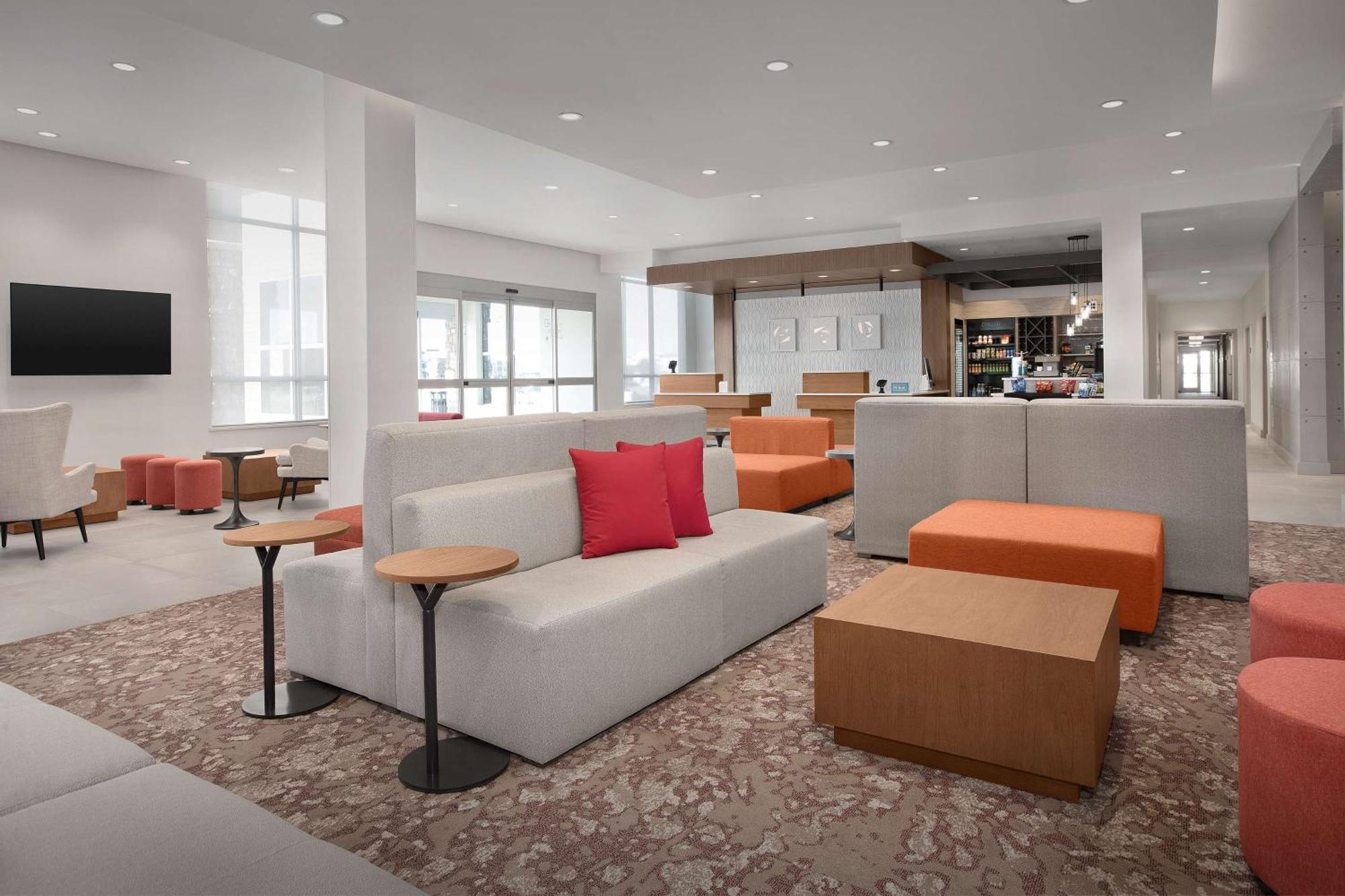Hilton Garden Airport Tower Road Denver